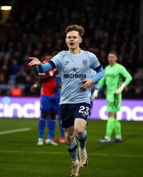 众多天赋异 众多天赋异