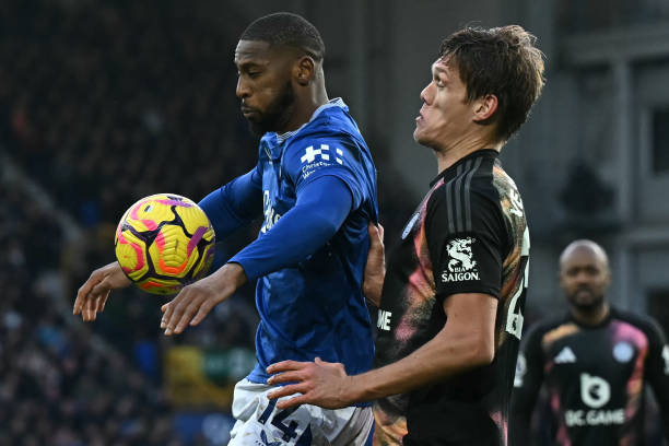 充满竞争与 充满竞争与