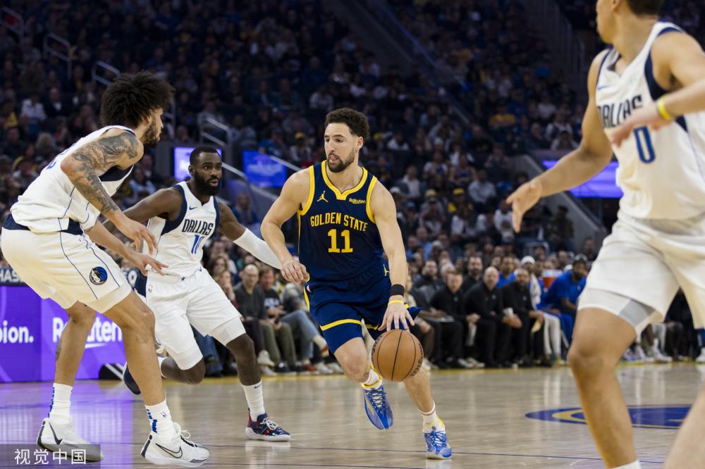 表现明显不 表现明显不