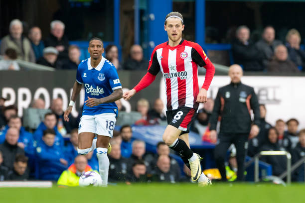 若雙方在兩 若雙方在兩